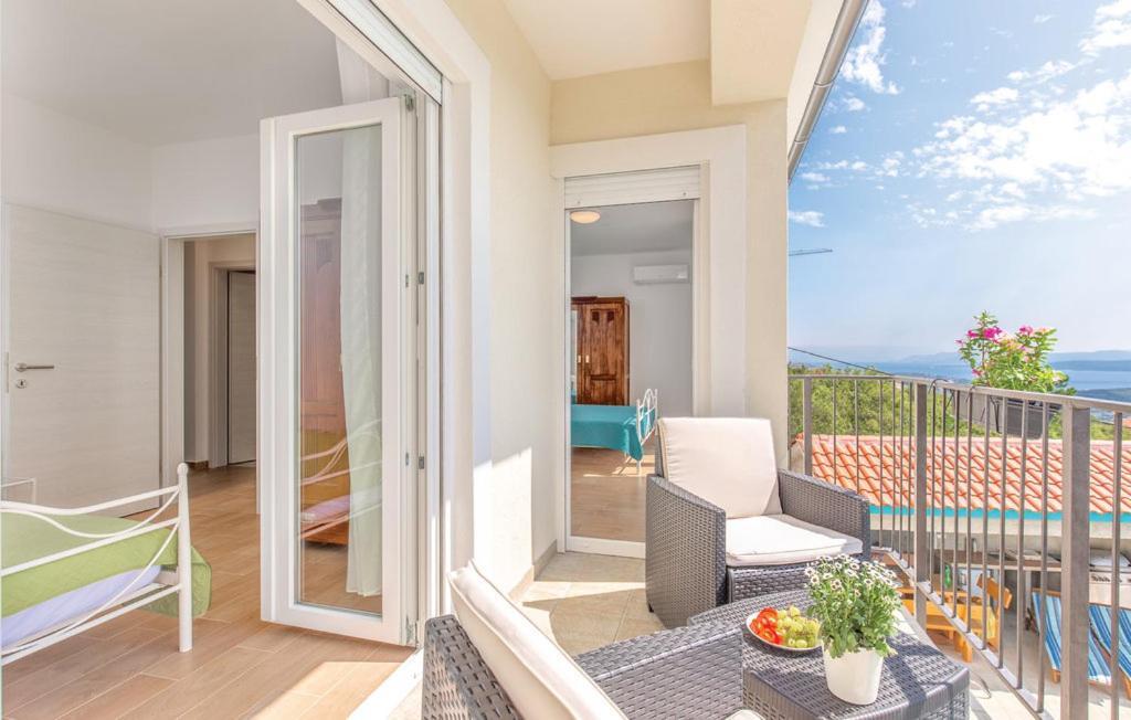 Holiday Home Aqua Шмирка Екстер'єр фото