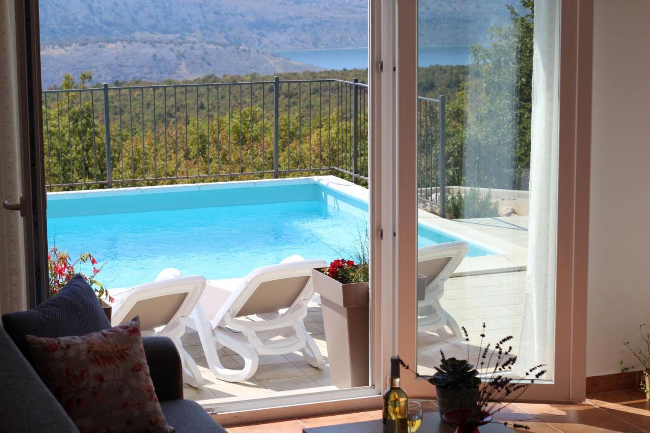 Holiday Home Aqua Шмирка Екстер'єр фото